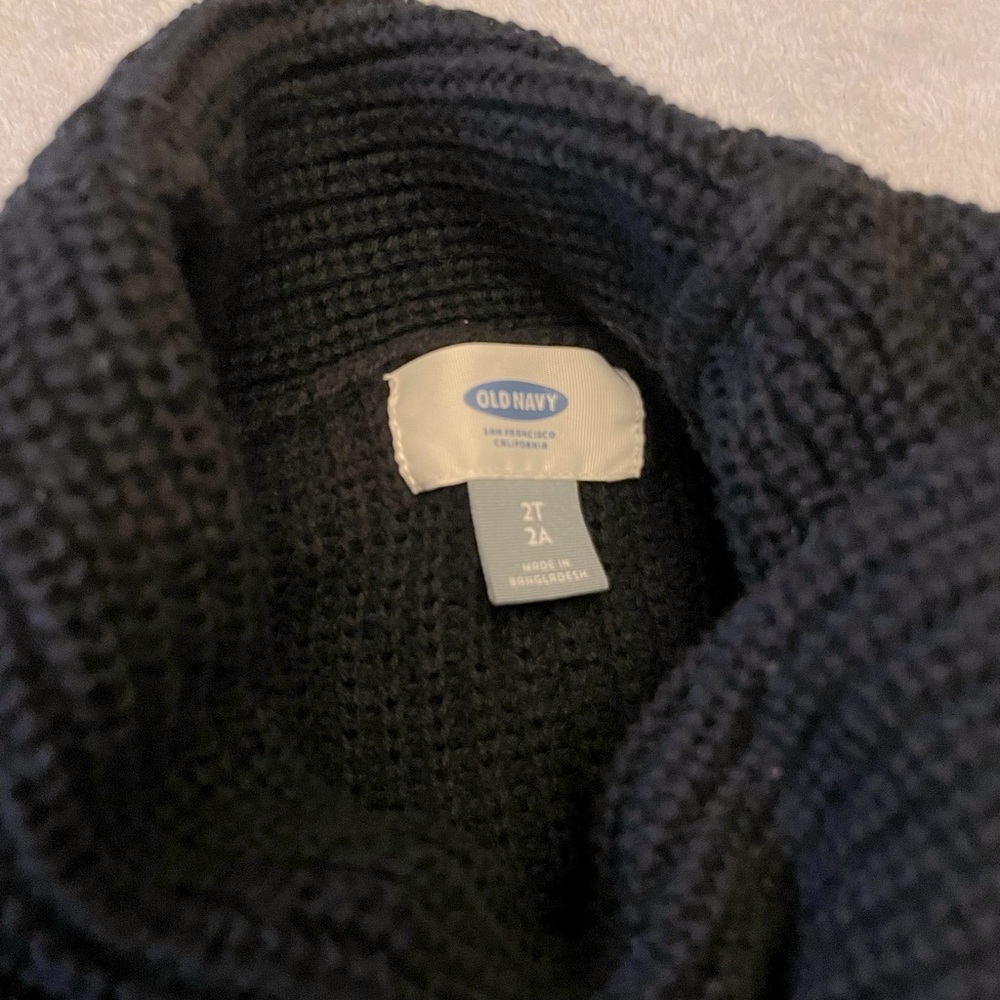 2/$12 Old Navy black knit sweater - Picture 3 of 3